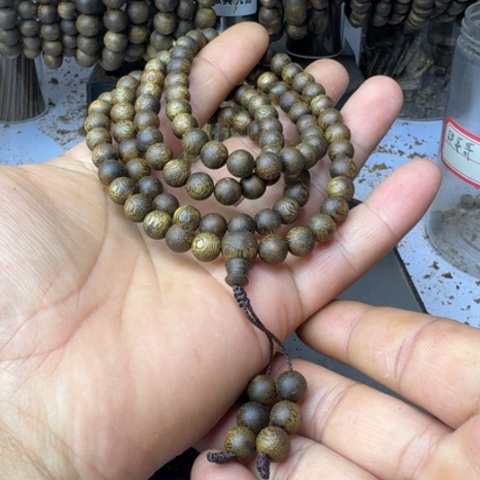 沉香木手串M**陈绿奇楠沉香0.8m24g中高油脂