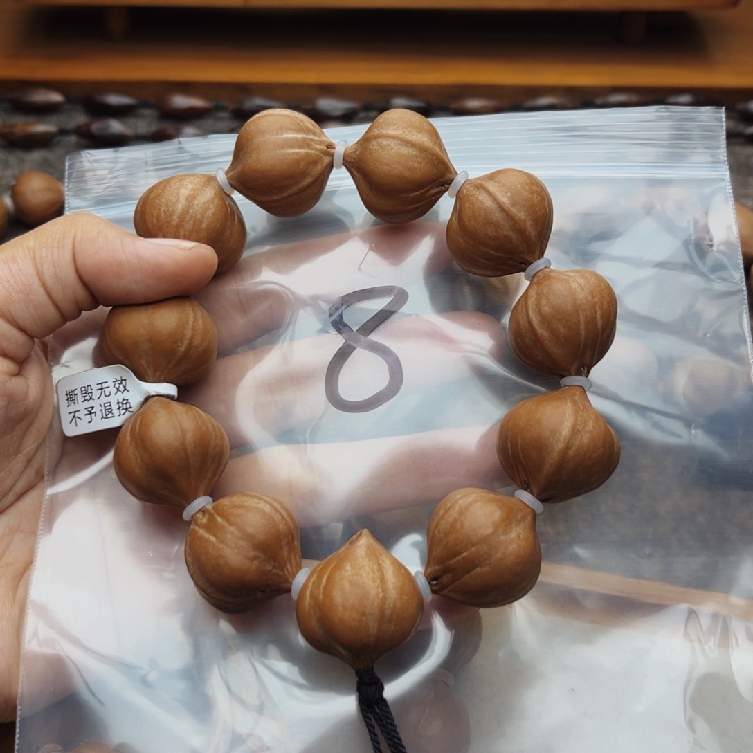 手串/手链橄榄核8号，2.35×2.4蜜桃臀