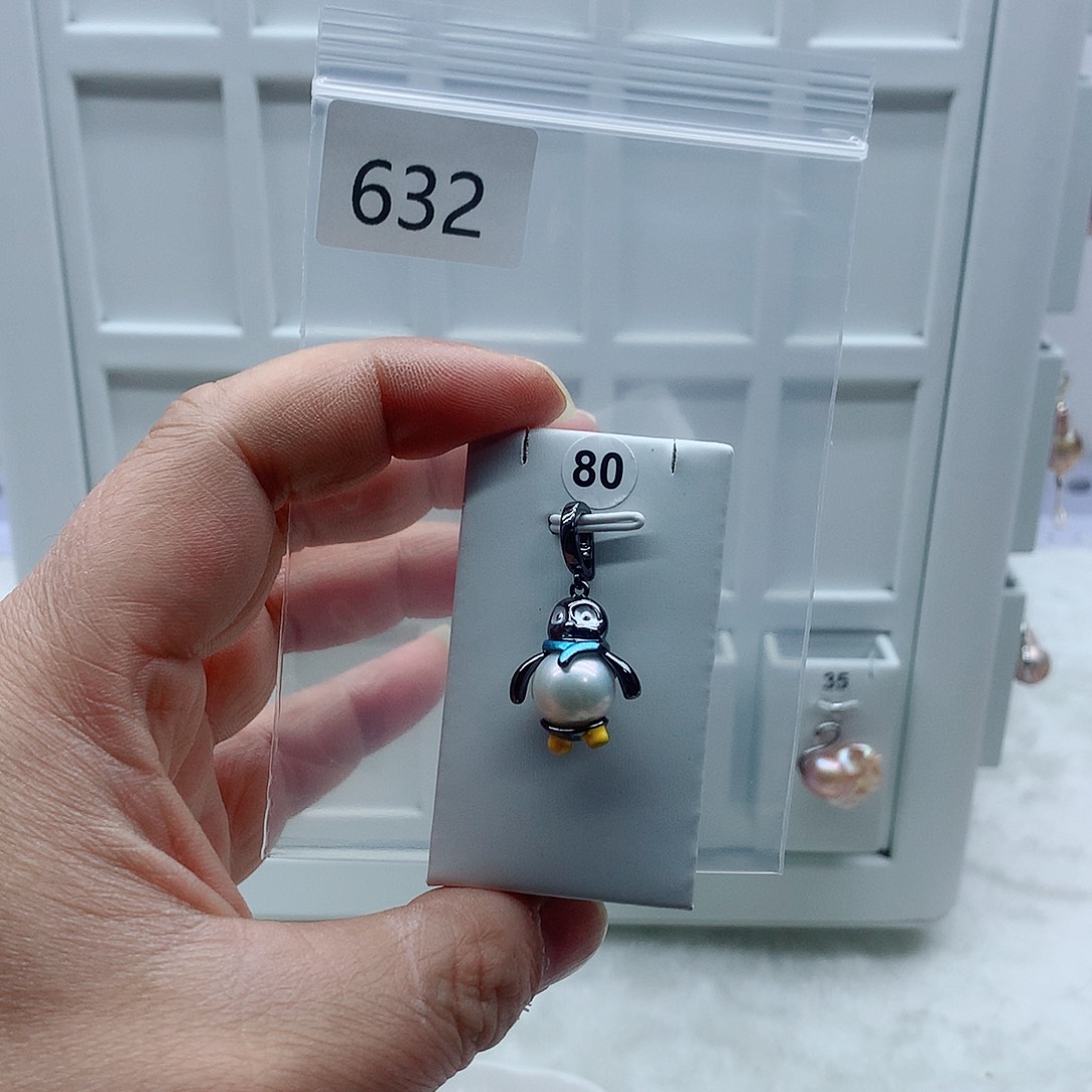 淡水珍珠吊坠(不含链)合金