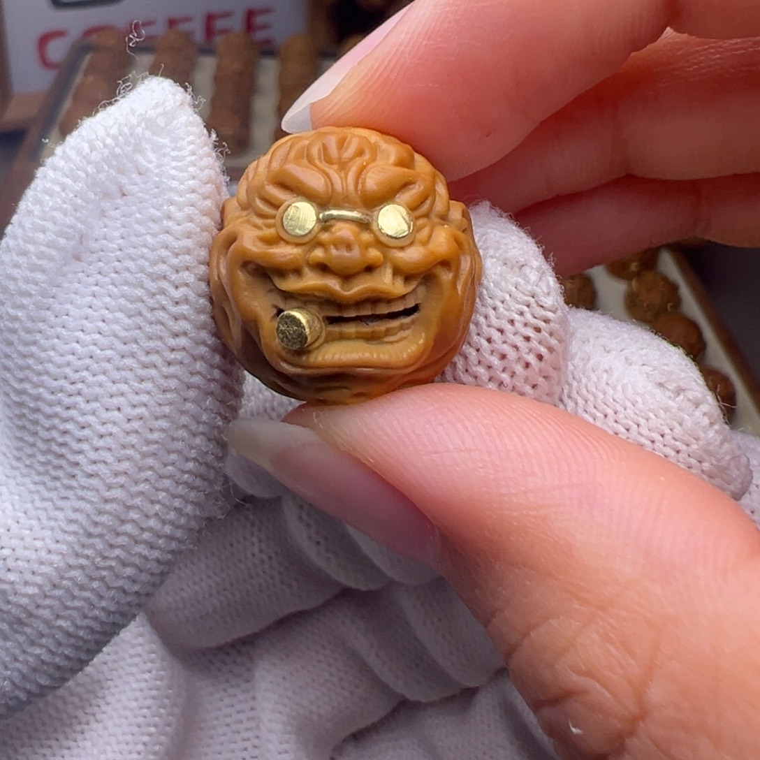 把件猴头核桃镶嵌款烟鬼全品有正常封口线