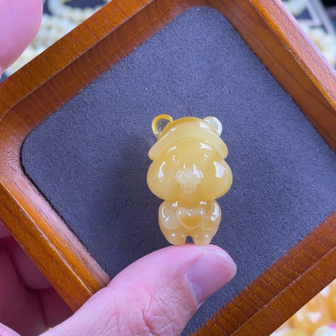 琥珀颈饰未镶嵌蜜蜡吊坠