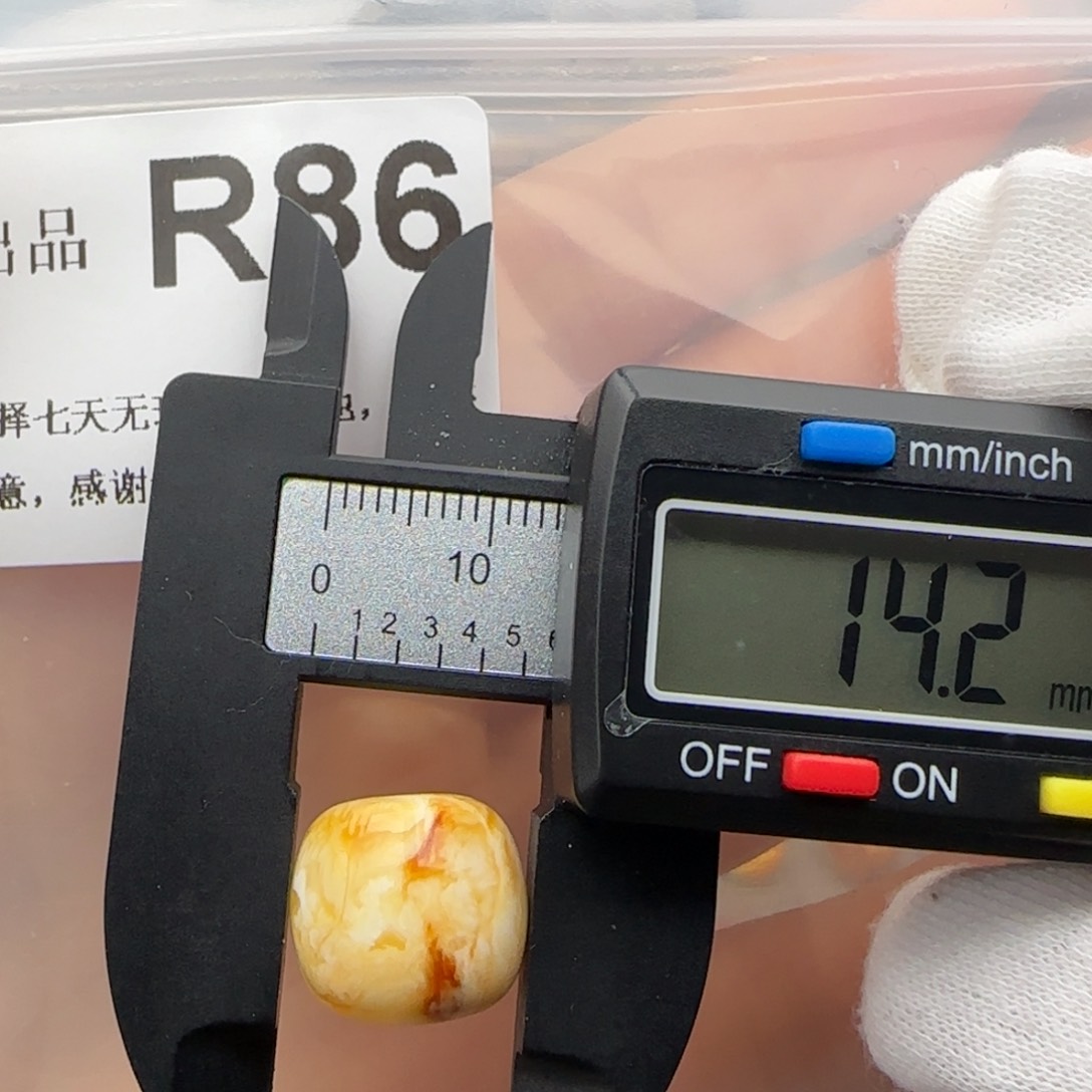 琥珀裸石未镶嵌琥珀蜜蜡