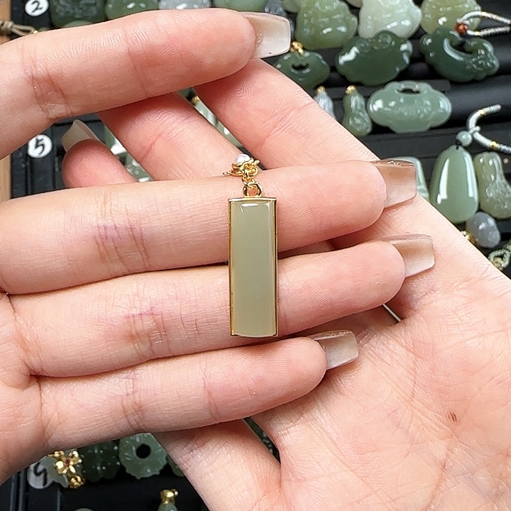 和田玉银S925镶嵌颈饰