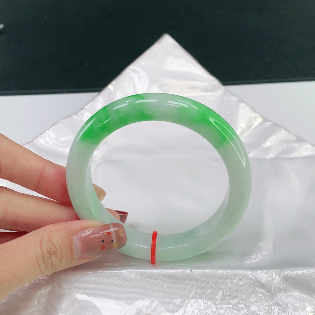 未镶嵌手镯翡翠110