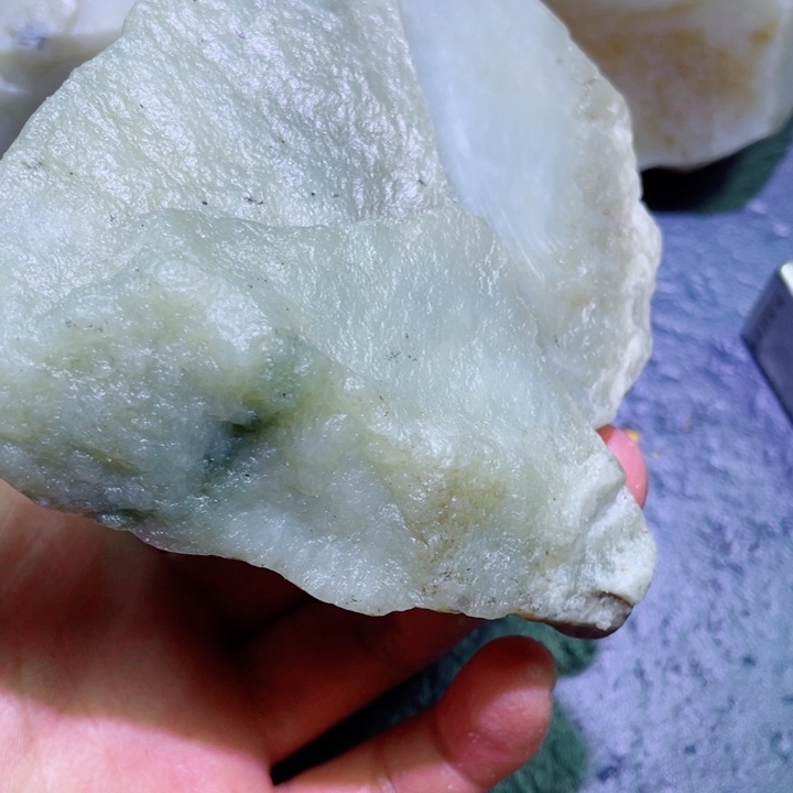 和田玉未镶嵌珠宝半成品