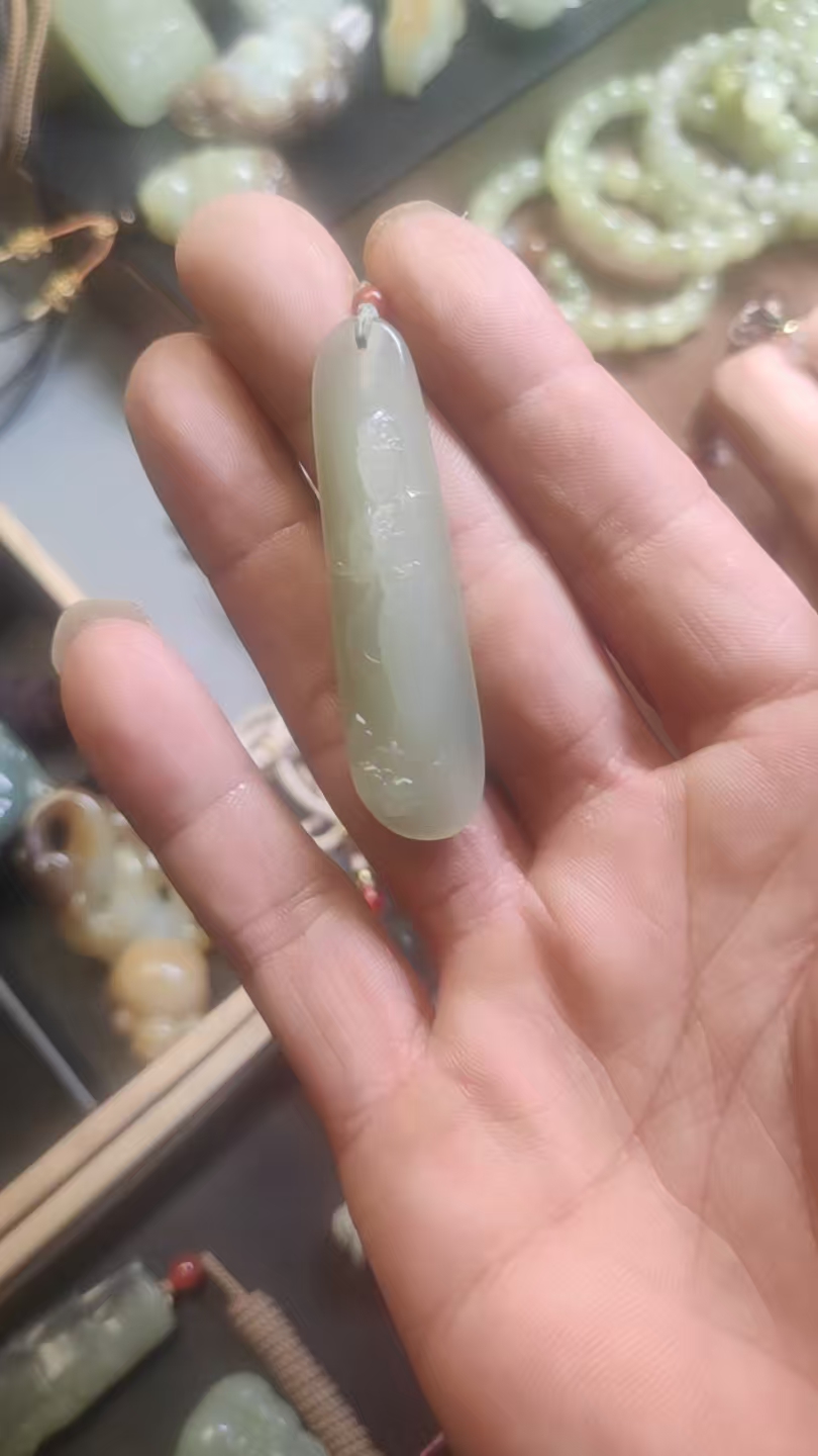 和田玉观音吊坠挂件