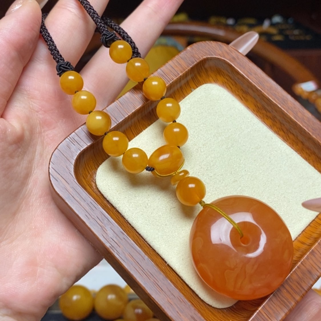 【闪购商品】蜜蜡颈饰未镶嵌项链