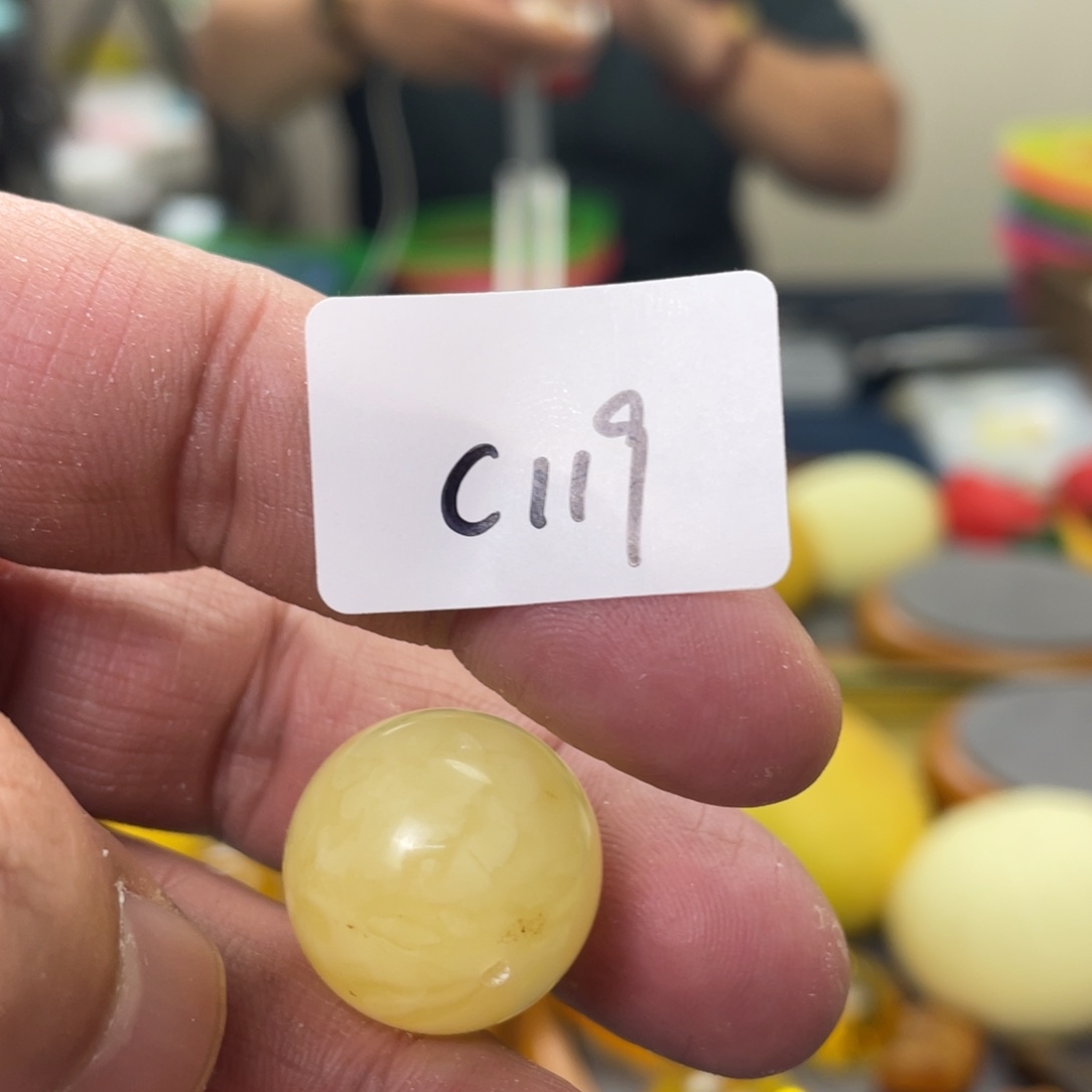 手链琥珀未镶嵌多样性发，发其中一件