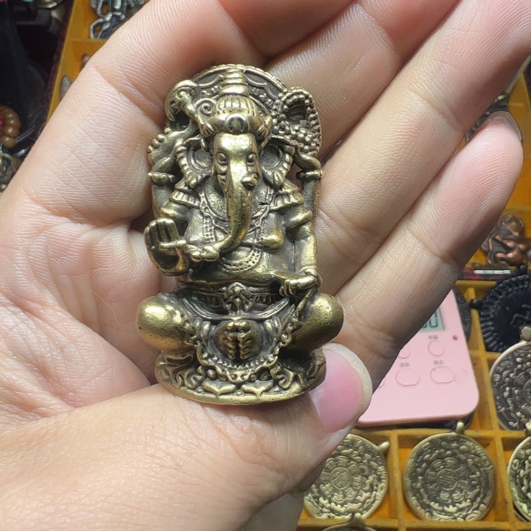 赛***边合金类啊哈哈真的好喜欢这个风格