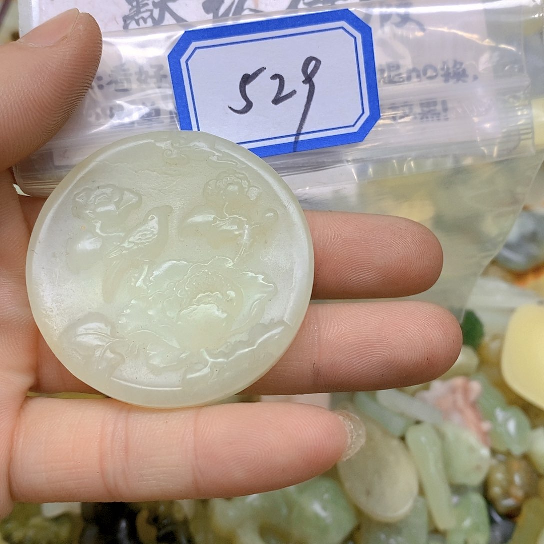 蛇纹石玉颈饰未镶嵌529