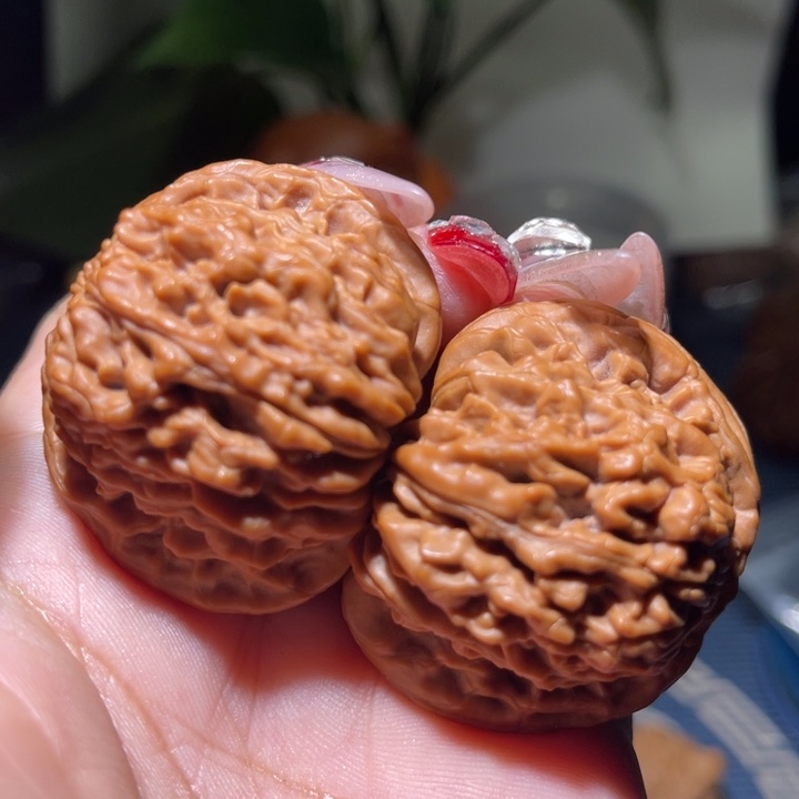 桃核把件             42