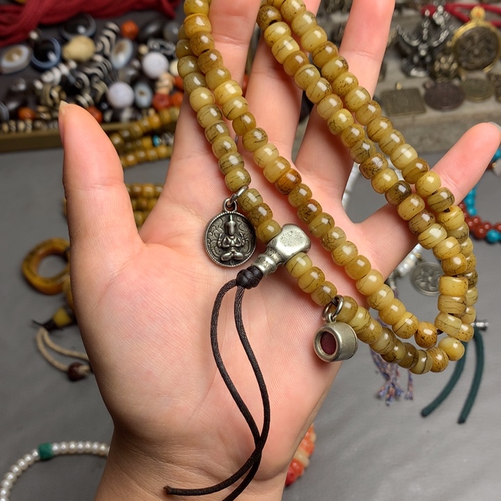 藏地密码藏饰品串