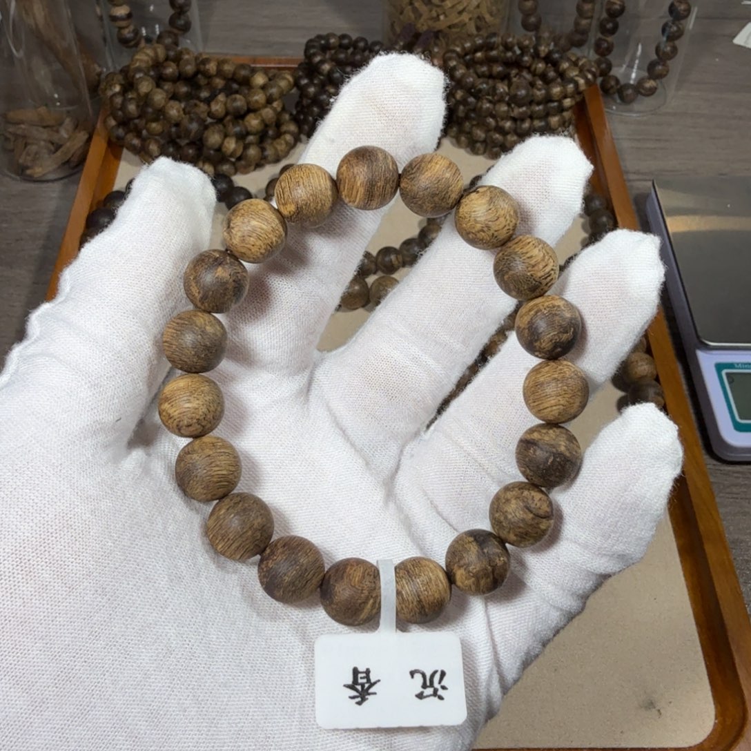 沉香碎屑沉香达拉干 8分沉10.5克