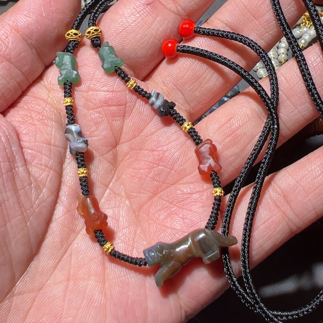 玛瑙/玉髓颈饰未镶嵌