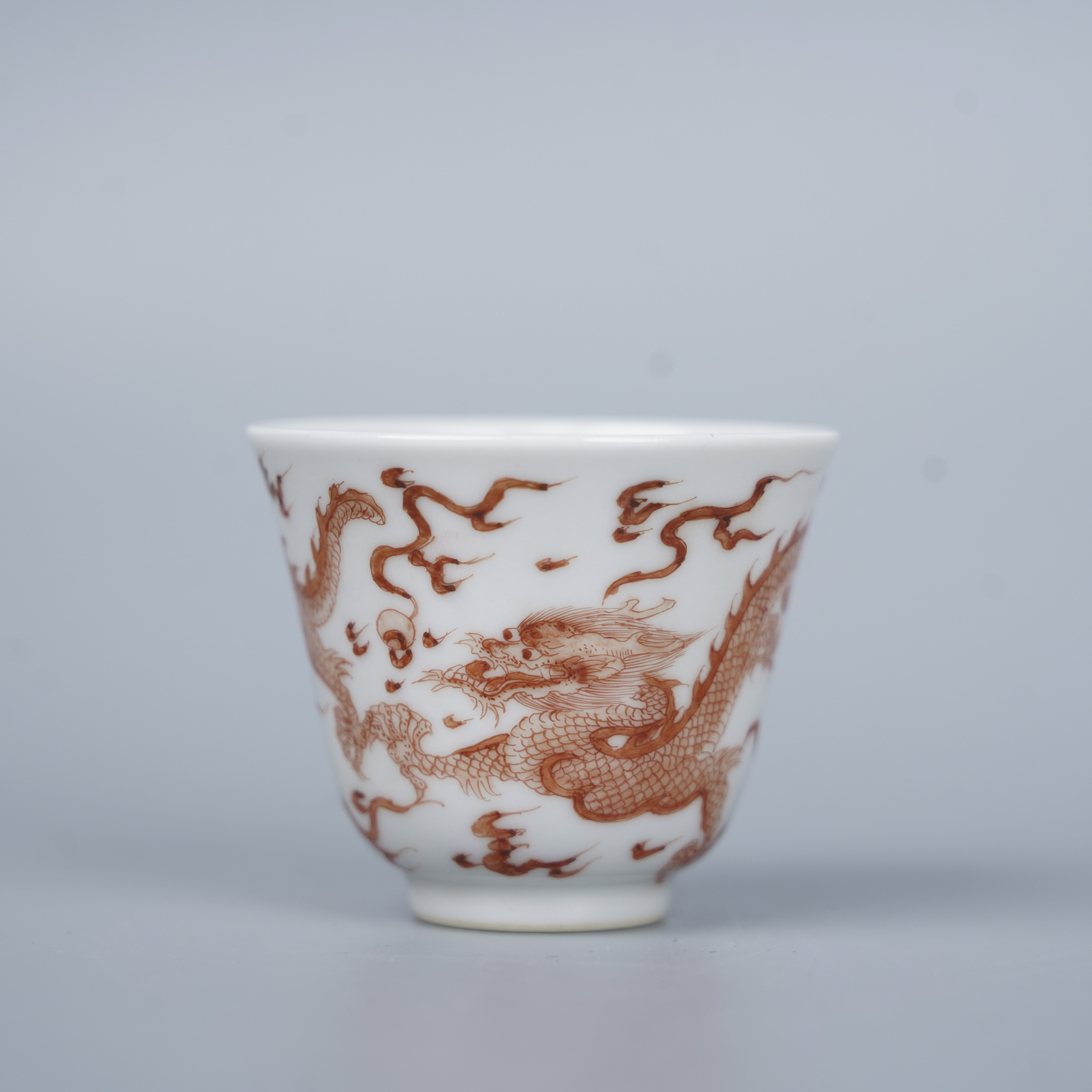 Lot034矾红二龙赶珠杯