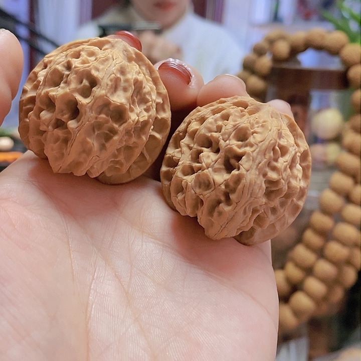 【闪购商品】文玩核桃把件39苹果