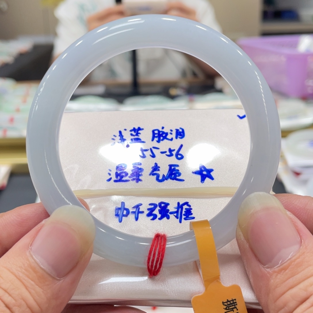 未镶嵌手镯翡翠翡翠手镯
