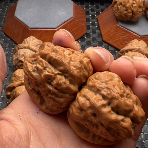 文玩核桃把件孟边38左右