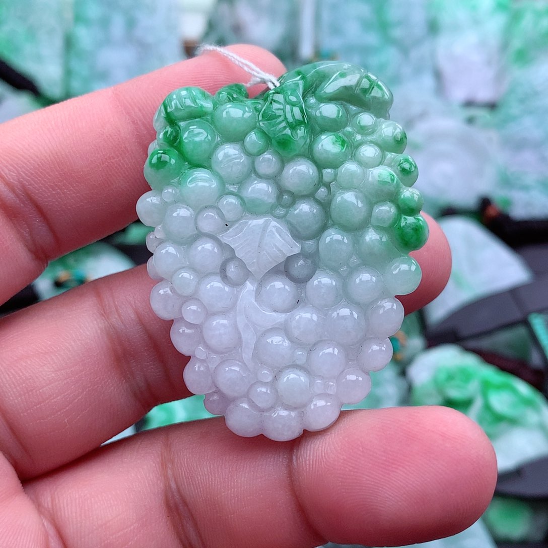 翡翠吊坠(不含链)未镶嵌