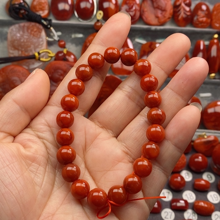 南红玛瑙手串未镶嵌锦***帽