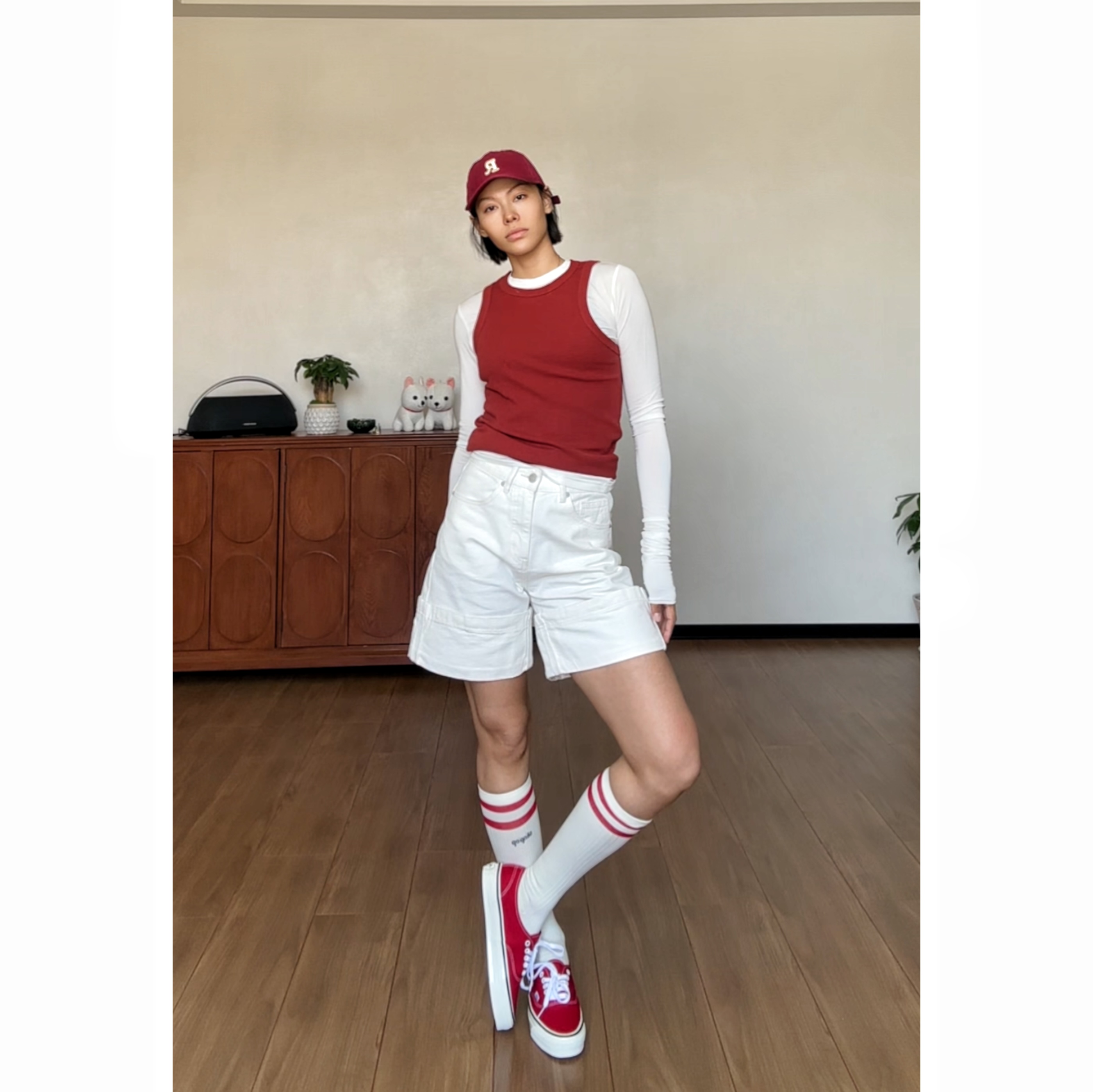 【木兰】简约纯色A摆直筒女款牛仔短裤Q8000238