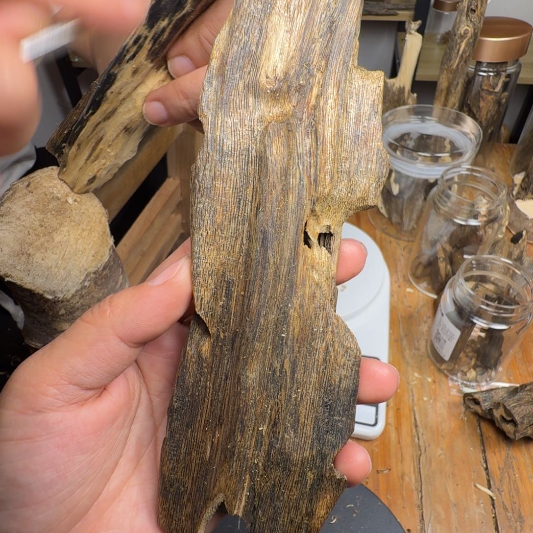 白奇沉香块料沉香33k