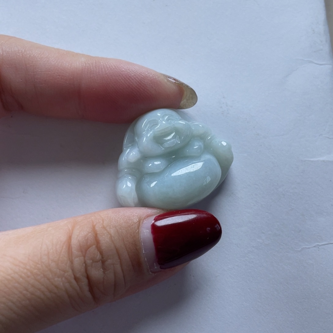 翡翠颈饰未镶嵌佛公