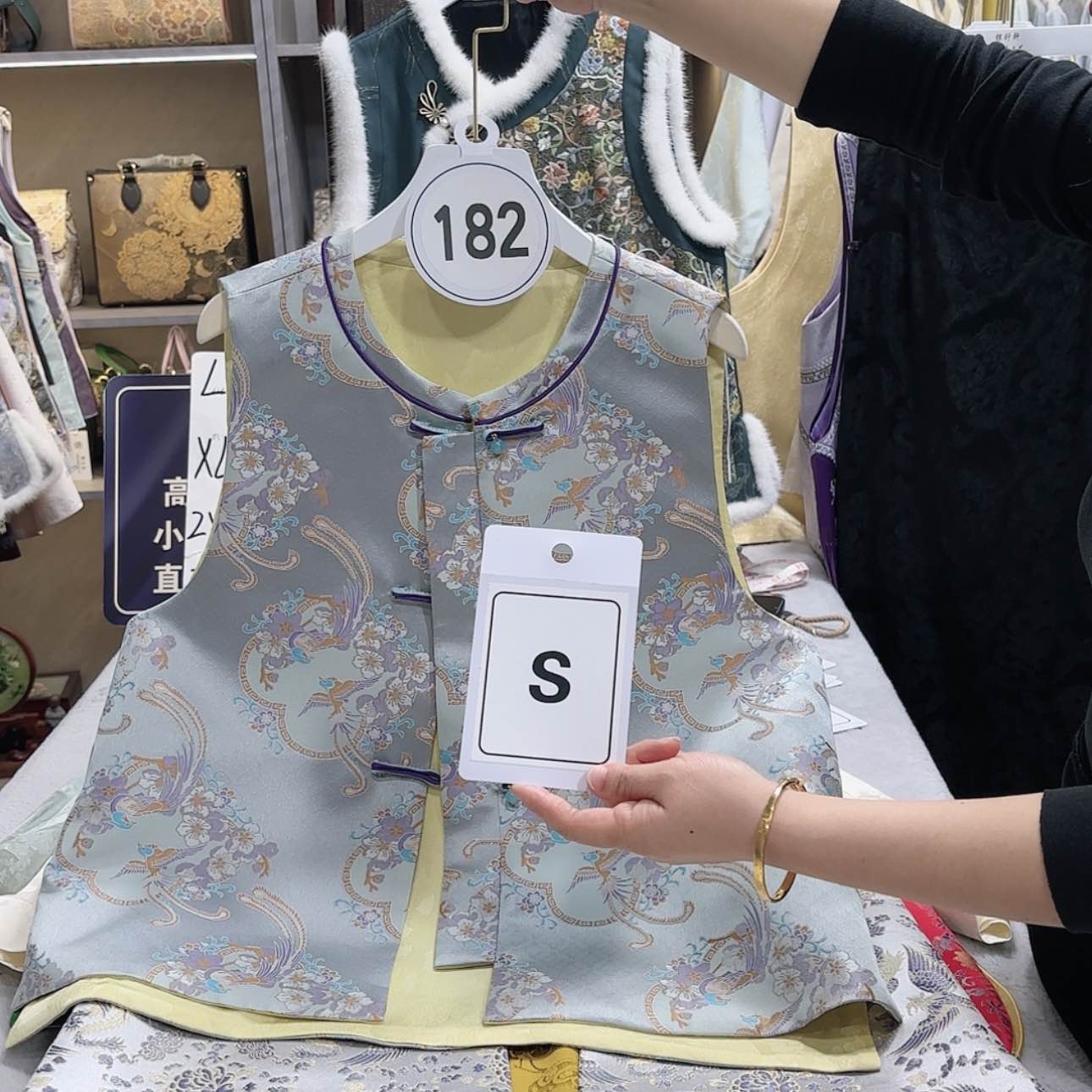 【闪购商品】织绣玫****边你们没课啦啦啦啦啦啦啦