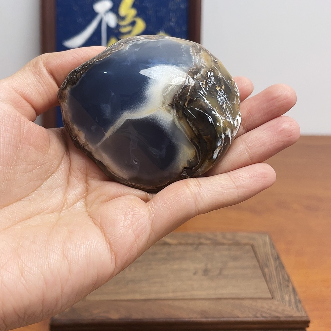 玛瑙/玉髓未镶嵌珠宝奇石