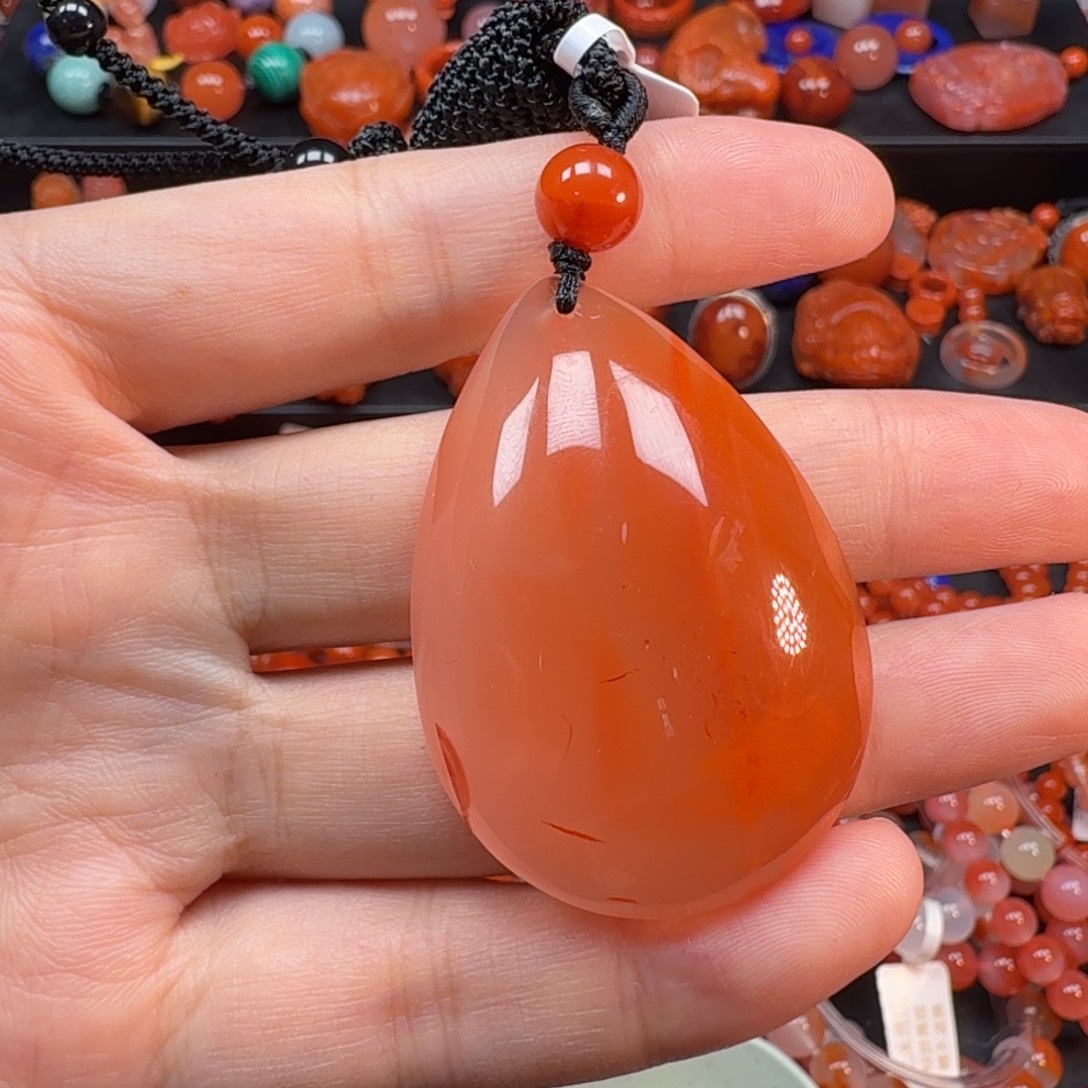 南红玛瑙未镶嵌水滴