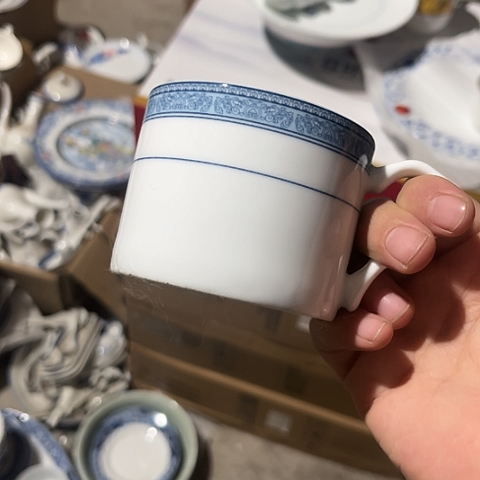其他瓷咖啡杯一个陶瓷