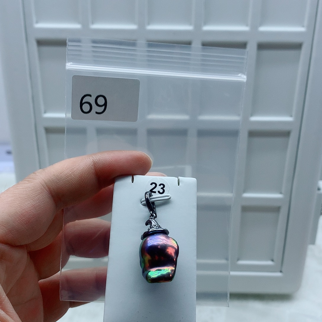 朵***y吊坠(不含链)合金淡水珍珠