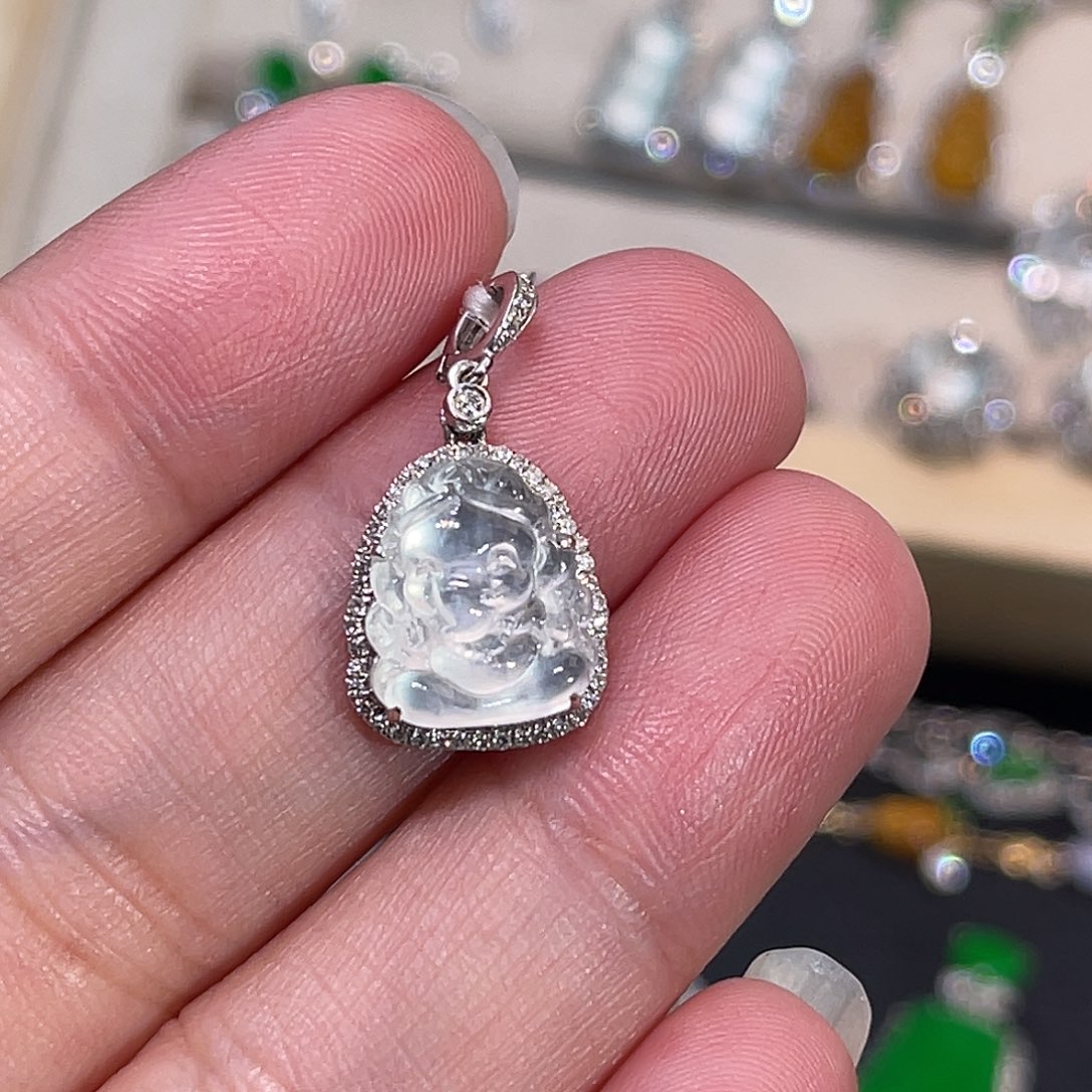 翡翠18K金镶嵌颈饰大象