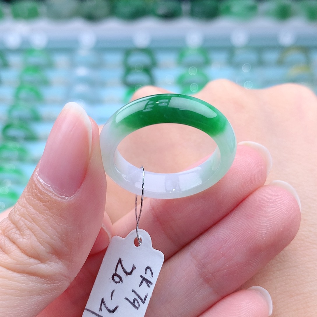 翡翠戒指未镶嵌缅甸翡翠A货