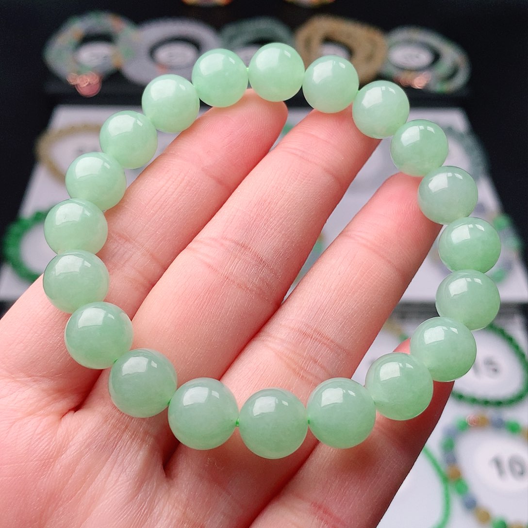 翡翠手串未镶嵌翡翠