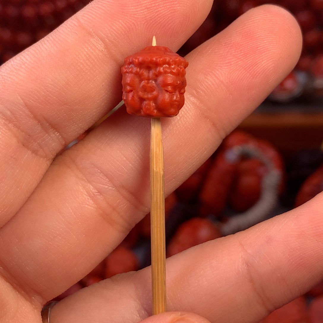 南红玛瑙配饰卡11毫米未镶嵌