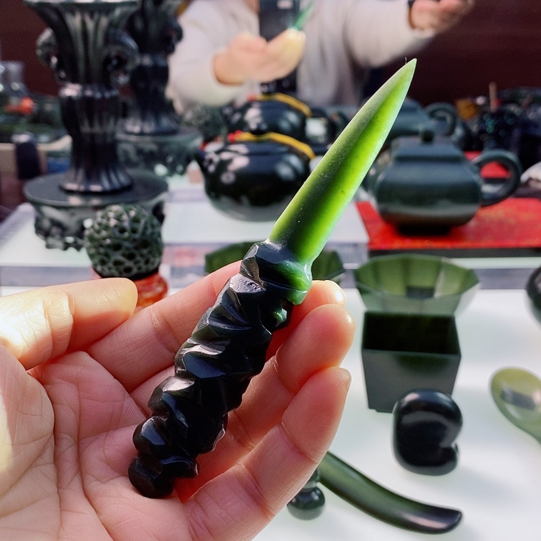 和田玉（青玉）摆件未镶嵌