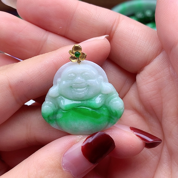 翡翠颈饰18K金镶嵌翡翠