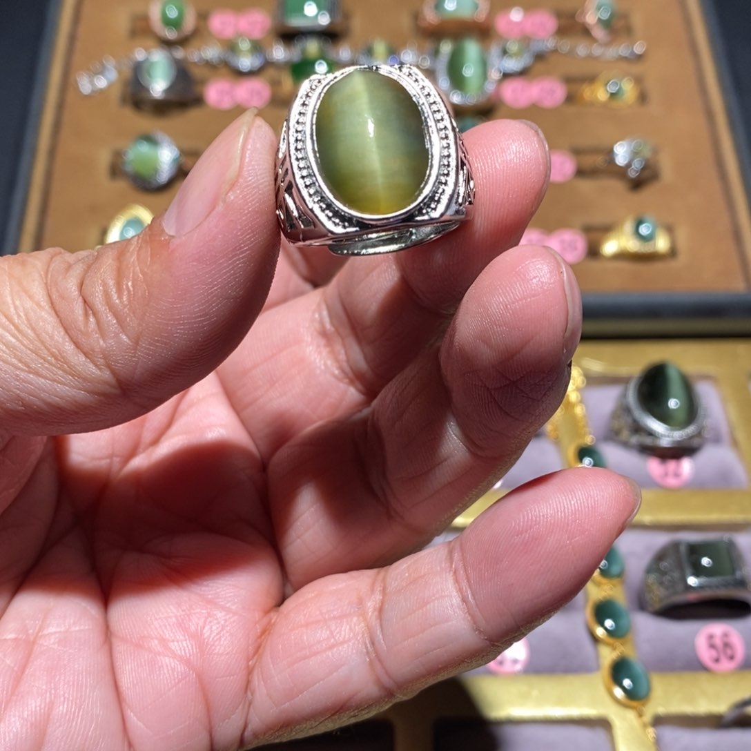 和田玉（碧玉）戒指未镶嵌