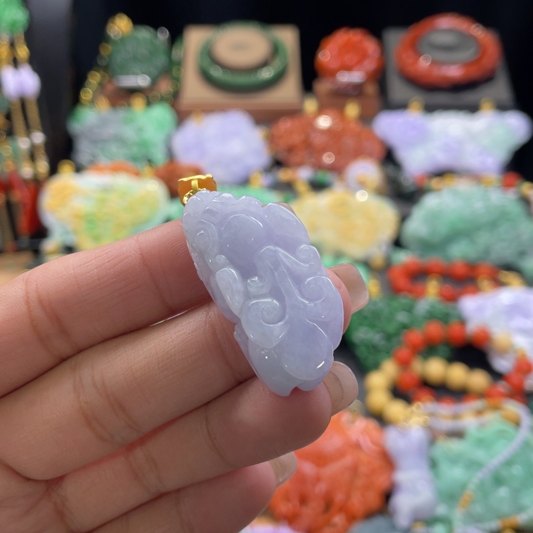 翡翠颈饰未镶嵌代编织