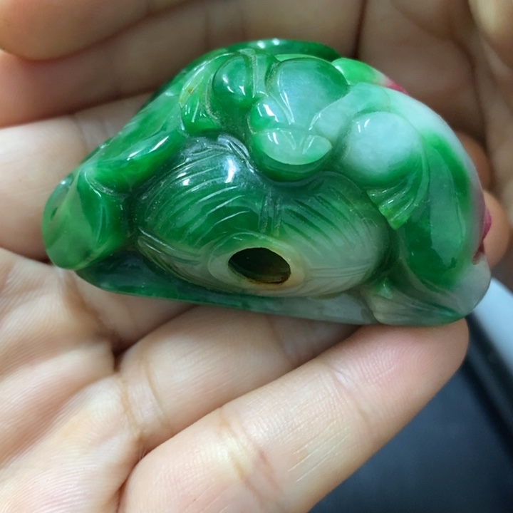 白玉菩提吊坠摆件