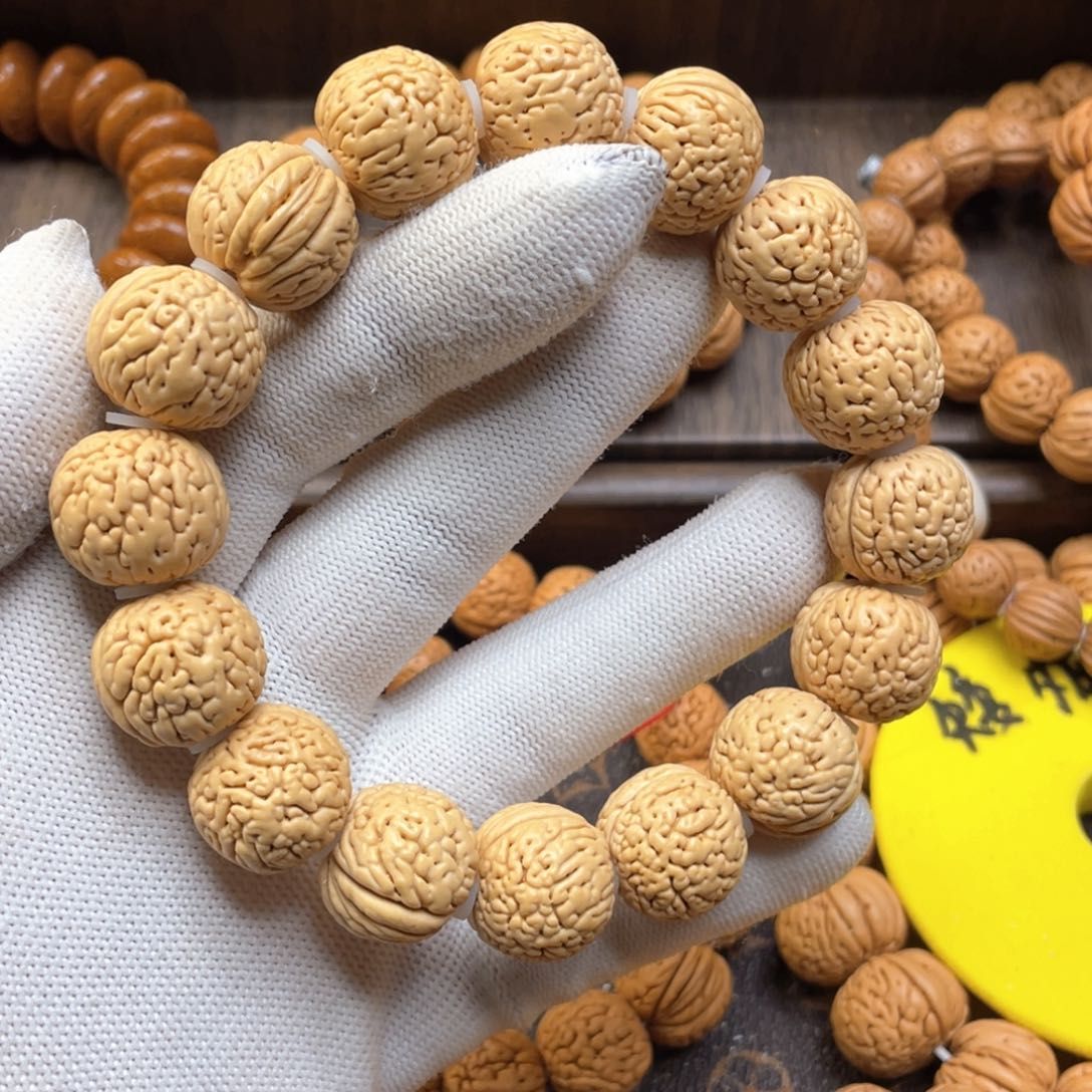 桃核手串?*丶虎皮肌肉鸽子蛋