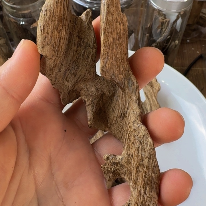 沉香沉香枕❤****❤深圳土沉虫漏