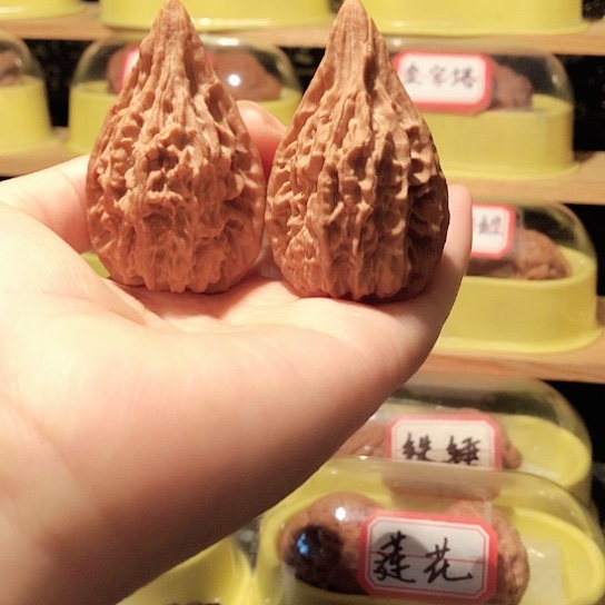 文玩核桃把件红缨枪