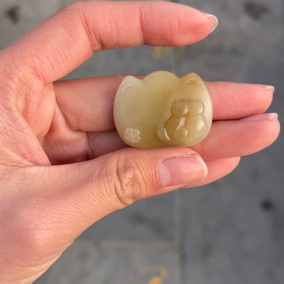 和田玉（糖玉）颈饰未镶嵌