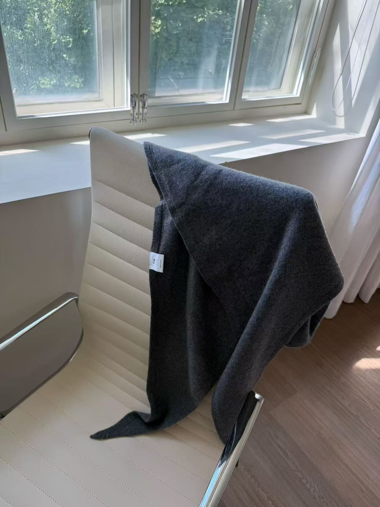 东大门正品tug三角羊毛围巾（不支持退换）