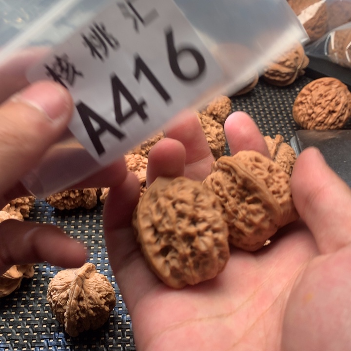 文玩核桃吊坠霸王