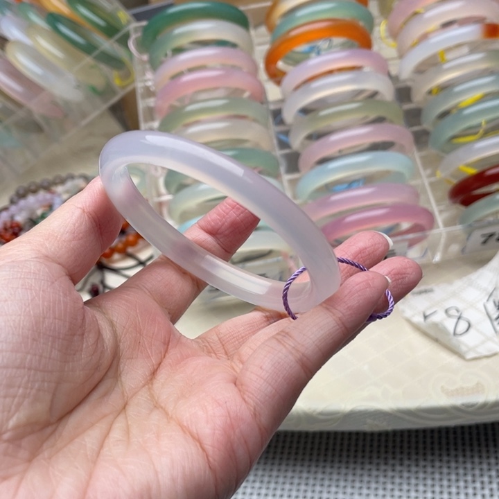 玛瑙/玉髓未镶嵌手镯