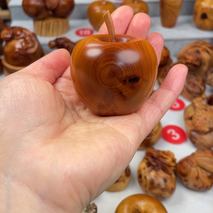 木太行陈化黑油苹果微瑕鉴赏期48小时