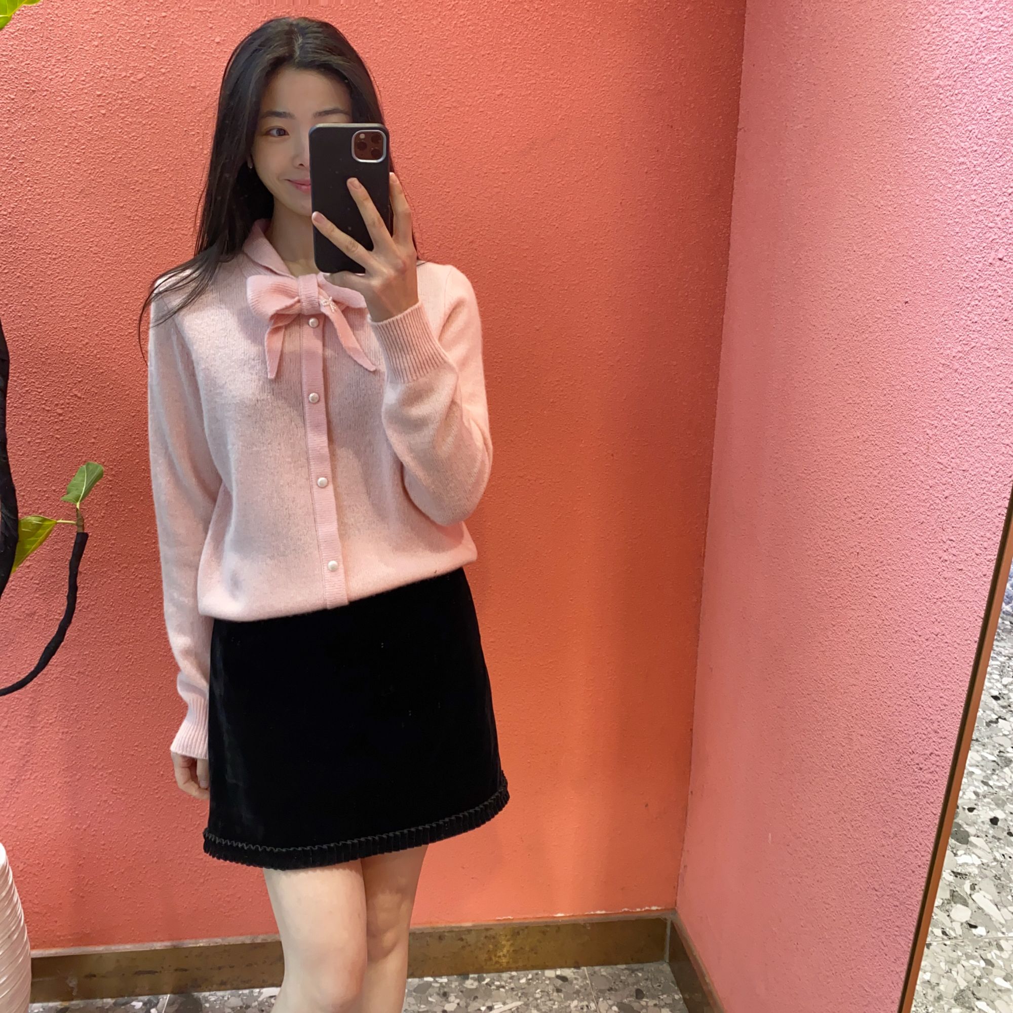 （默茗服装）蝴蝶结粉色毛衣